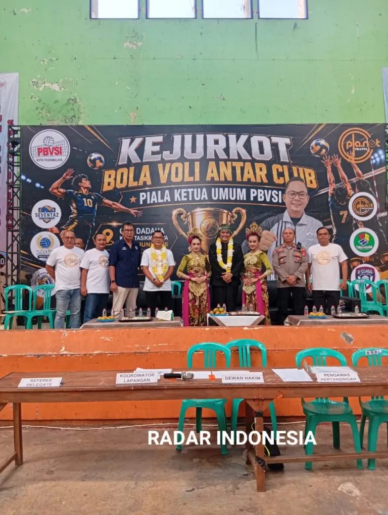 KEJURKOT BOLA VOLLY ANTAR CLUB VIALA ” KETUA UMUM PBVSI”