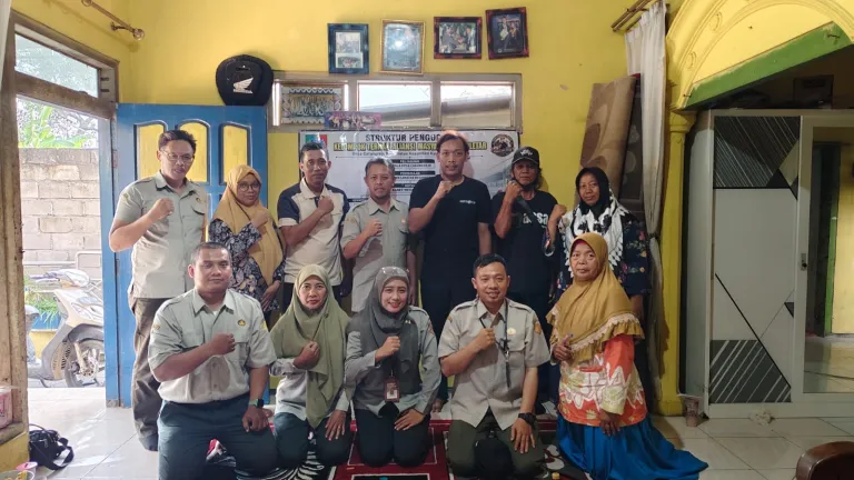Tim Ditjen PKH Kementerian Pertanian Verifikasi Calon Penerima Program Pengembangan Ayam Petelur di Jombang