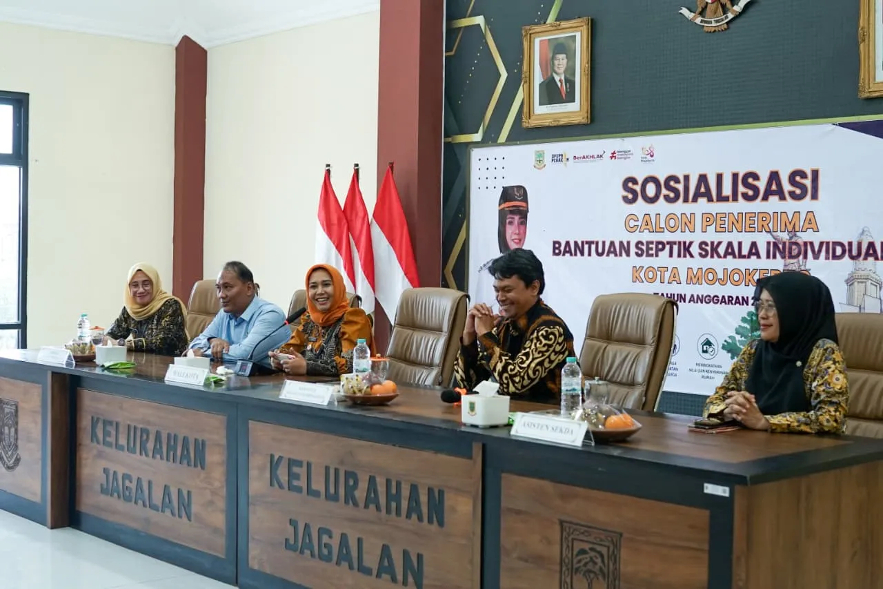 Perluas Akses Sanitasi Layak, Pemkot Mojokerto Bangun Jamban Sehat untuk 65 Keluarga MBR