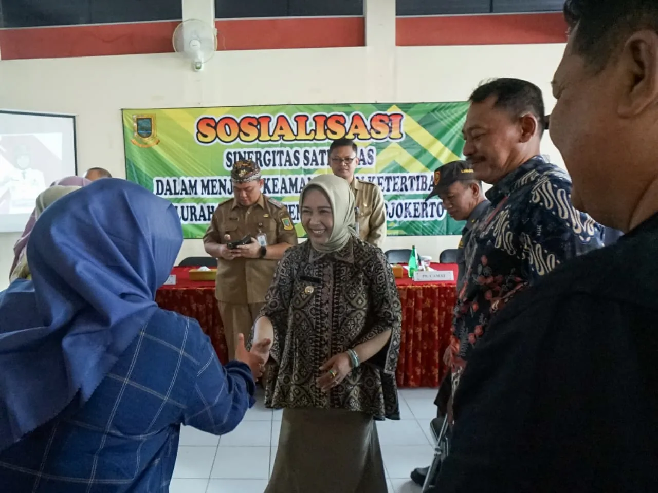 Satlinmas Jadi Garda Deteksi Dini, Wali Kota Ajak Warga Jaga Kondusivitas Kota