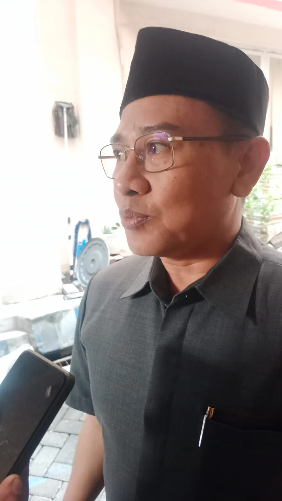 Sekertaris Komisi I DPRD Kota Probolinggo Zainul Fatoni Tegaskan Kesalahan Administrasi dan Sistem Rugikan Calon Siswa Berprestasi
