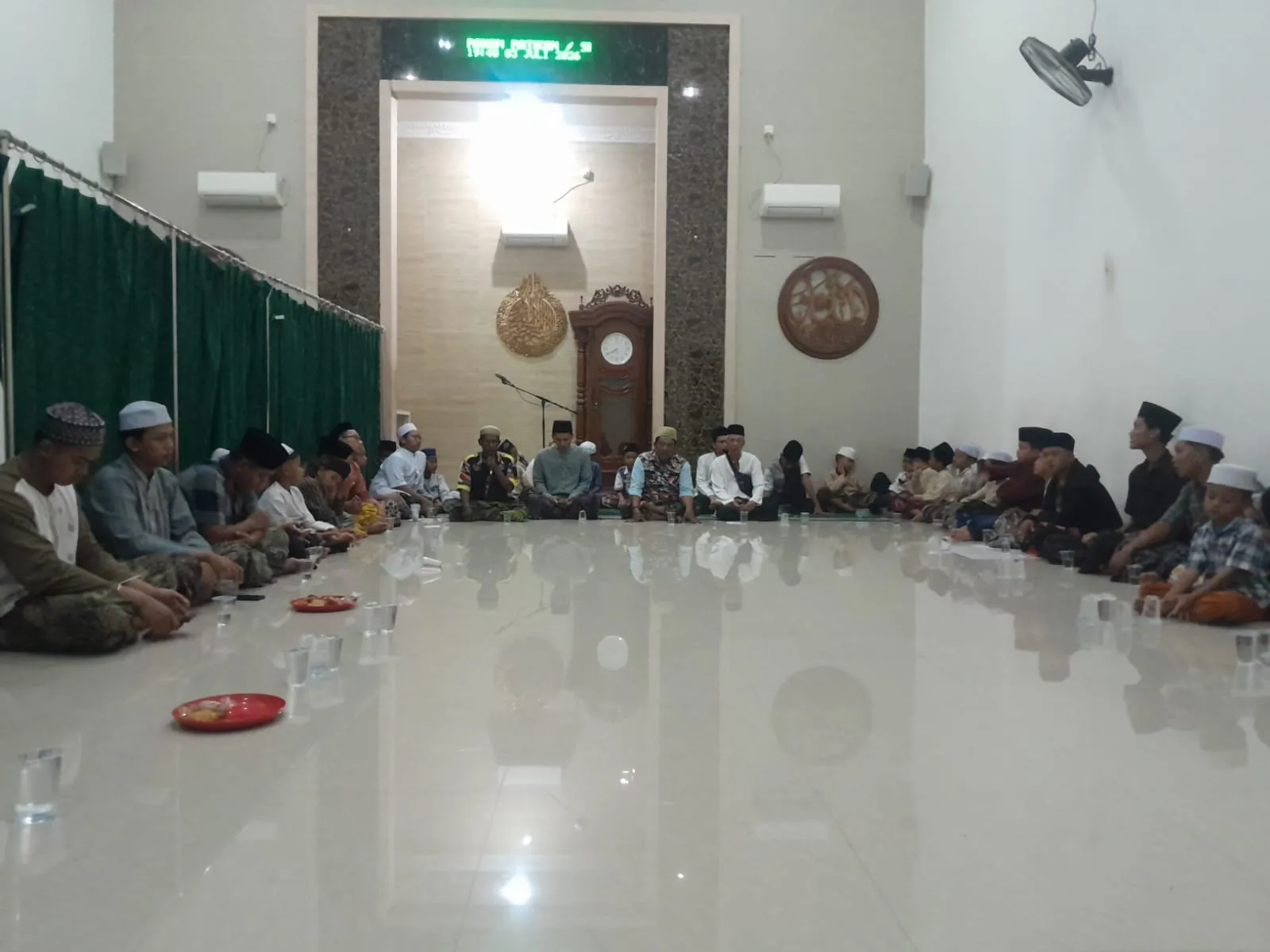 Kolaborasi LSM GMBI Bersama Yayasan Pengurus Al Munawaroh Dorong Kepedulian Sosial Masyarakat.