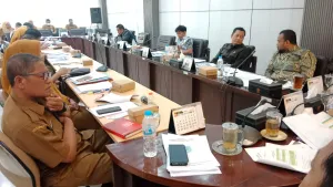 Kasat Pol PP Kota Probolinggo Paparkan Strategi Penertiban Humanis Dan Penataan PKL dalam Pembahasan KUA-PPAS 2027