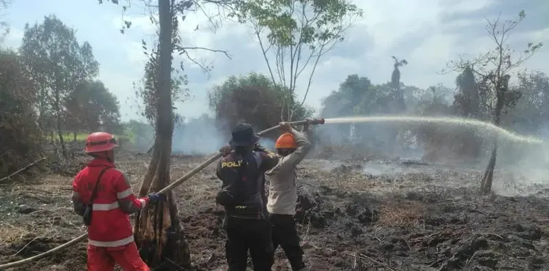 Kapolres Kubu Raya Ingatkan Sanksi Pidana Pembakar Lahan: Jika Temukan Titik Api, Hubungi Call Center 110