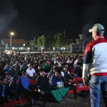 Moment Piala Dunia Dimanfaatkan Nobar Dilapangan Batalyon Zeni Tempur 10/2 Kostrad Pasuruan