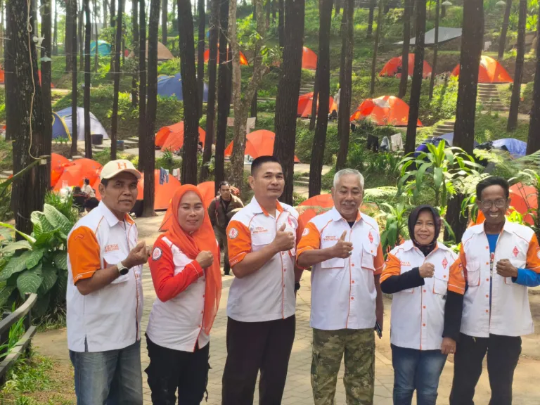 Peringati HUT ke-58, ORARI Lokal Mojokerto Sukses Gelar ‘Special QSO’ di Alas Veenuz Trawas untuk Promosikan Wisata Daerah