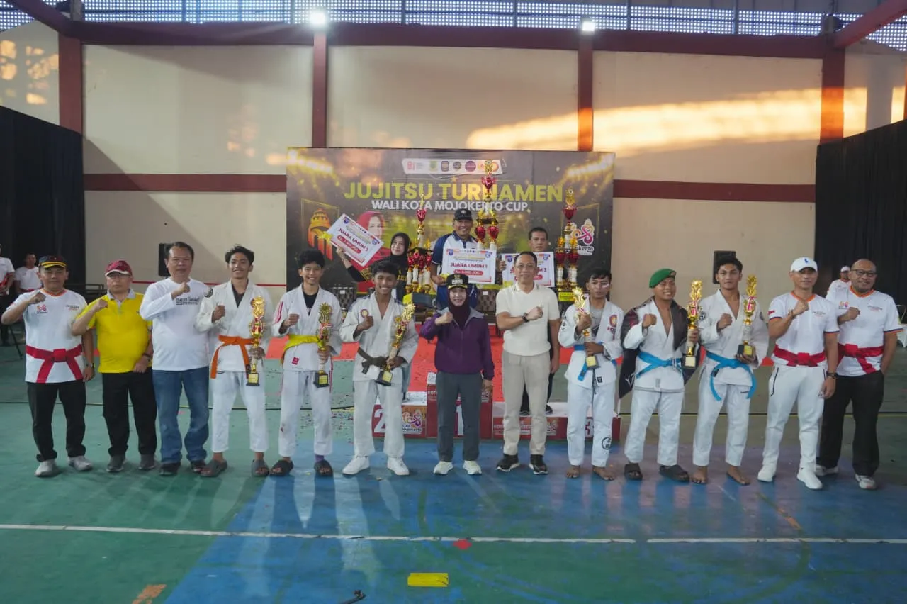Jujitsu Wali Kota Mojokerto Cup 2026 Resmi Ditutup, Bantar Angin Raih Juara Umum