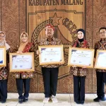 Bupati Gresik Sukses Boyong 5 Penghargaan di Harganas Jatim, Salah Satunya dari Program Inovasi Unggulan TPA Masmundari