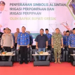 Hadapi Perubahan Iklim, Bupati Fandi Akhmad Yani Perkuat Pertanian Gresik melalui Modernisasi Irigasi.