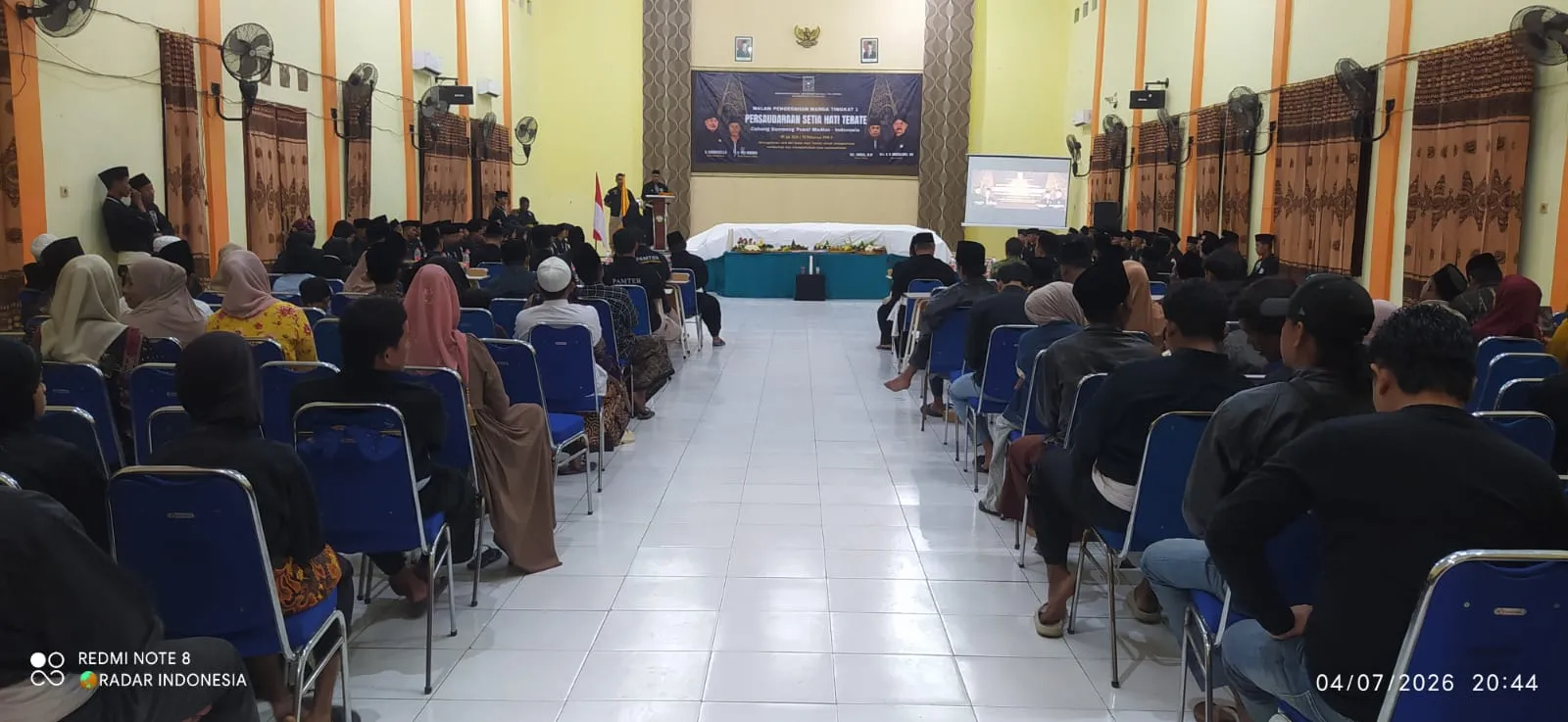 Pengesahan Warga Baru PSHT Cabang Sampang Berjalan Khidmat dan Tertib di Aula SMK 2
