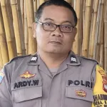 Bhabinkamtibmas Desa Sungai Raya Dalam Menghimbau, “Jelang ” Pilkades PAW “AYO Kita Jaga Keamanan Dan Ketertiban.