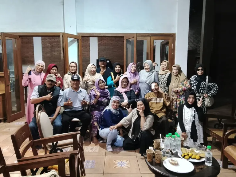 Konamy Menggelar Kunjungan Silahturahmi Ke Kediaman  Mas Teguh Setiabudi