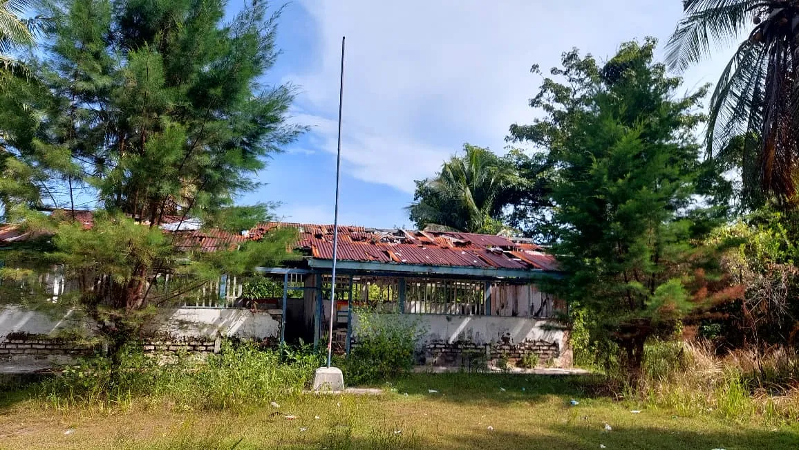 Miris! Empat Tahun Berlalu, Siswa SDN Sabuntan 3 Masih Terpaksa Belajar di Rumah Warga, Pemkab Sumenep Diminta Bertindak