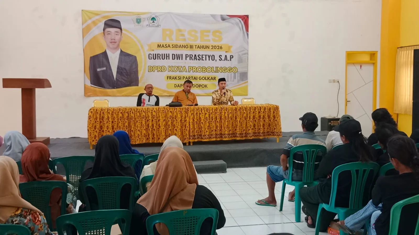 Reses Masa Sidang III, Guruh Dwi Prasetyo Dorong Perbaikan Jalan dan Plengsengan di Kedopok