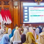 Ning Ita Ajak Warga Kota Mojokerto Konsisten Bergerak untuk Hidup Sehat