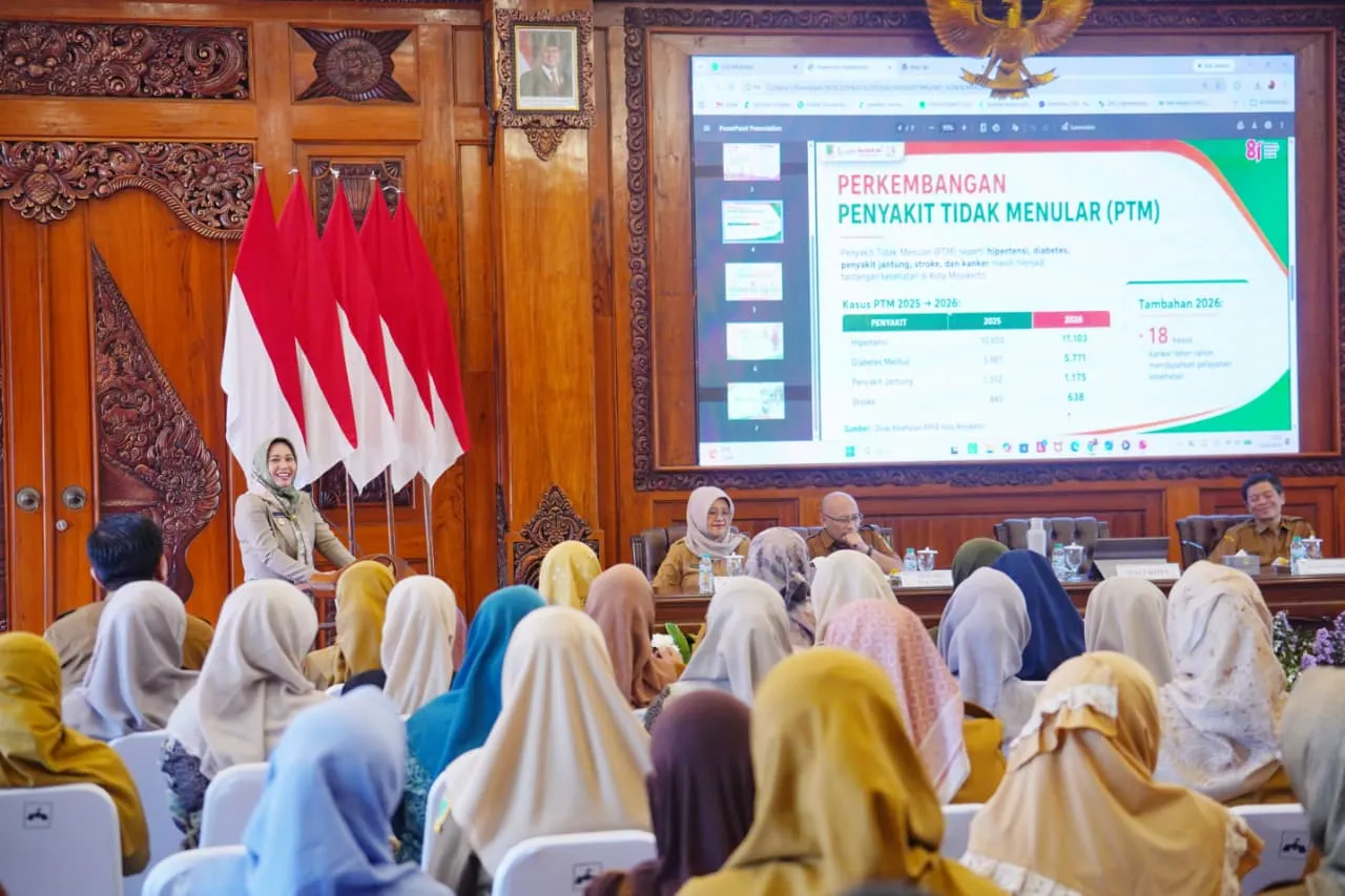Ning Ita Ajak Warga Kota Mojokerto Konsisten Bergerak untuk Hidup Sehat