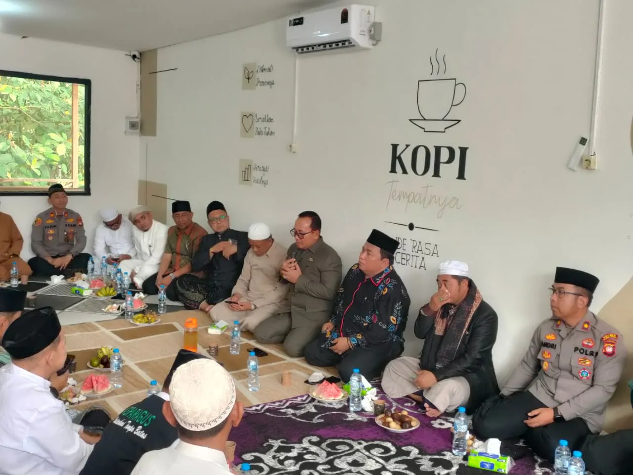Hadiri Grand Opening Al-Faqih Business Center, Wakapolres Kubu Raya Ajak Jaga Kamtibmas Bersama