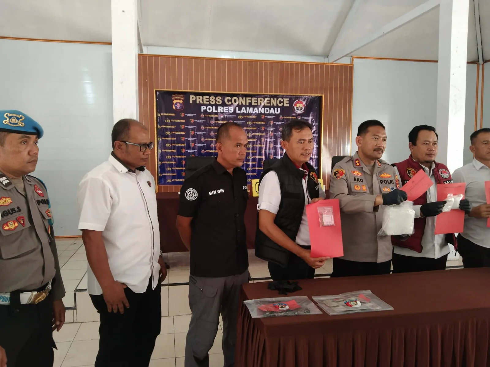 Polres Lamandau Ungkap 1,2 Kg Sabu dan 72 Butir Ekstasi