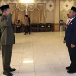 Kukuhkan Anggota Paskibraka, Bupati Gresik Sampaikan Pesan Kebangsaan