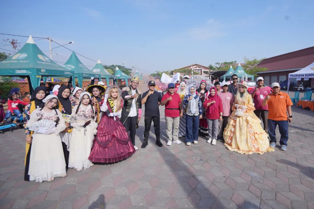 Pawai Budaya Surodinawan Semarakkan HUT ke-81 RI, Ning Ita Apresiasi Semangat Warga