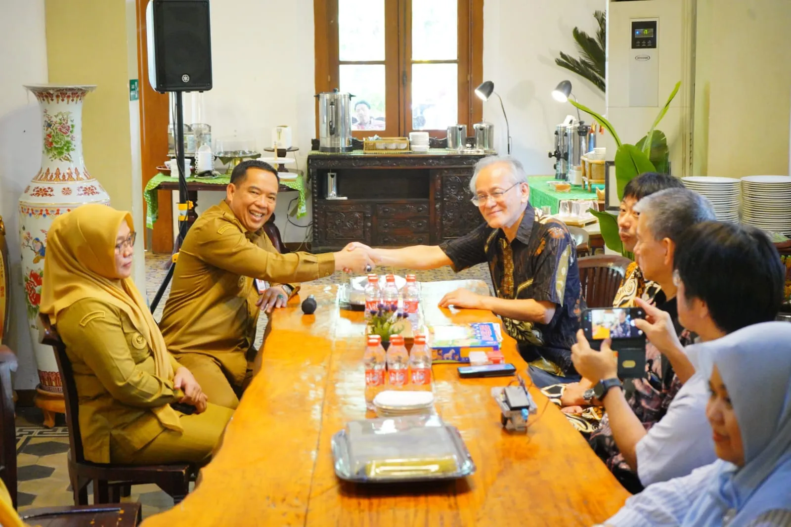 Audiensi Walikota Probolinggo Bersama Prof Masami Isoda Dari University of Tsukuba,Jepang, Bersama Tim Dari SEAMOLEC dan SEAQIM