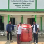 Tak Sekadar Menjaga Kamtibmas, Kapolres Kubu Raya Bantu Pesantren dengan Tandon 2.000 Liter