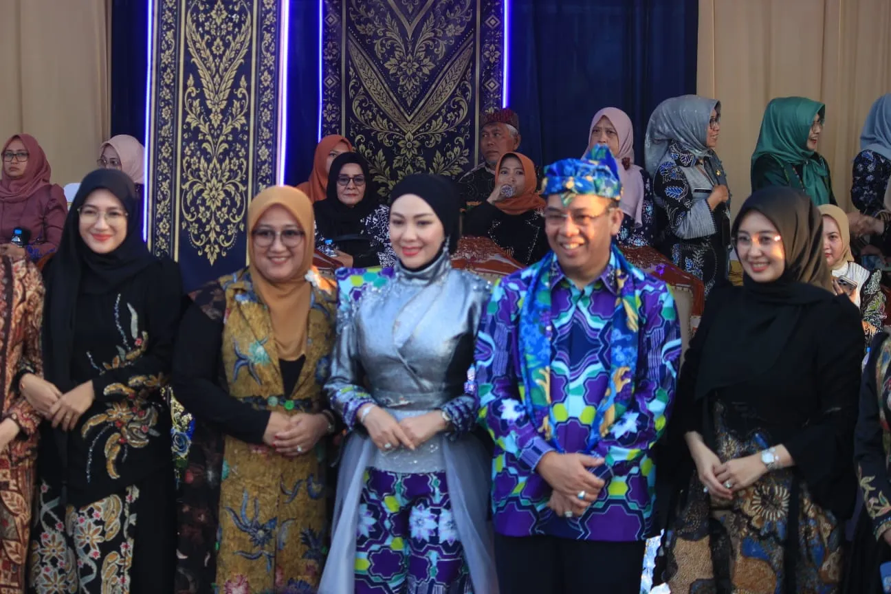 Batik in Motion Satukan Ribuan Potensi, Probolinggo Bidik Kharisma Event Nusantara