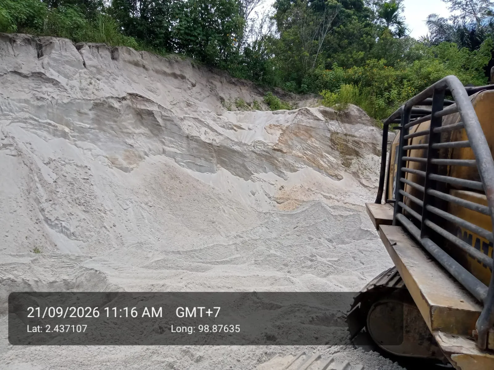 Diduga Kelola Tambang Pasir Ilegal, Oknum Kades di Nainggolan Samosir Dikeluhkan Warga