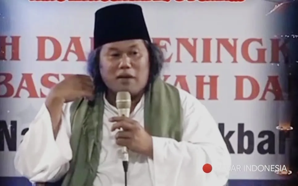 Menjaga Akar Nusantara di Tengah Arus Global: Pesan Gus Muwafiq