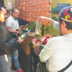Satresnarkoba Polresta Sumenep Ungkap Peredaran Miras di Toko Kelontong Bangselok