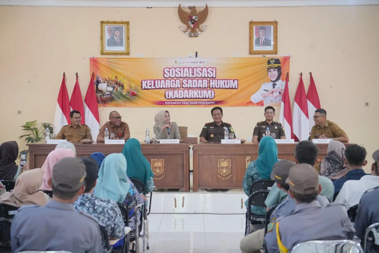 Wujudkan Keluarga Sadar Hukum, Wali Kota Mojokerto Tekankan Lima Kriteria Kadarkum