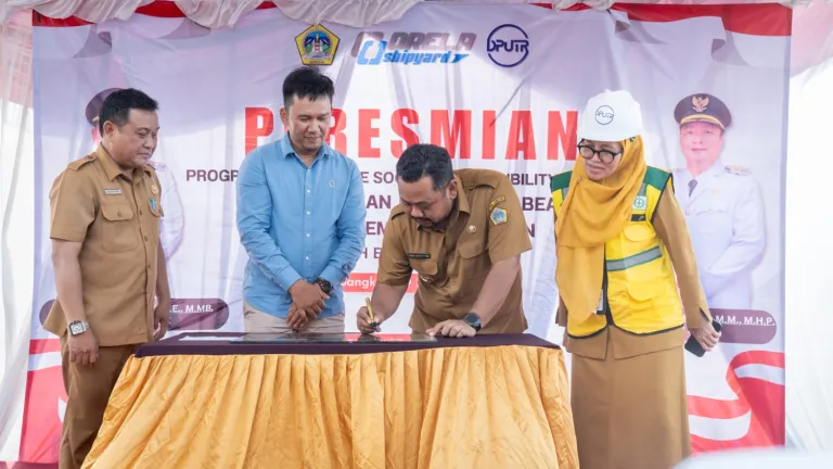 Bupati Gresik Resmikan Jembatan Cabean, Perkuat Konektivitas dan Ekonomi Masyarakat