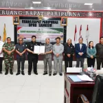 Bupati Samosir  Dan DPRD Teken Persetujuan Bersama Perda P-APBD 2026