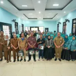 Kelurahan Gunung Gedangan Latih 25 Warga Desil 1–5 Keterampilan Barbershop