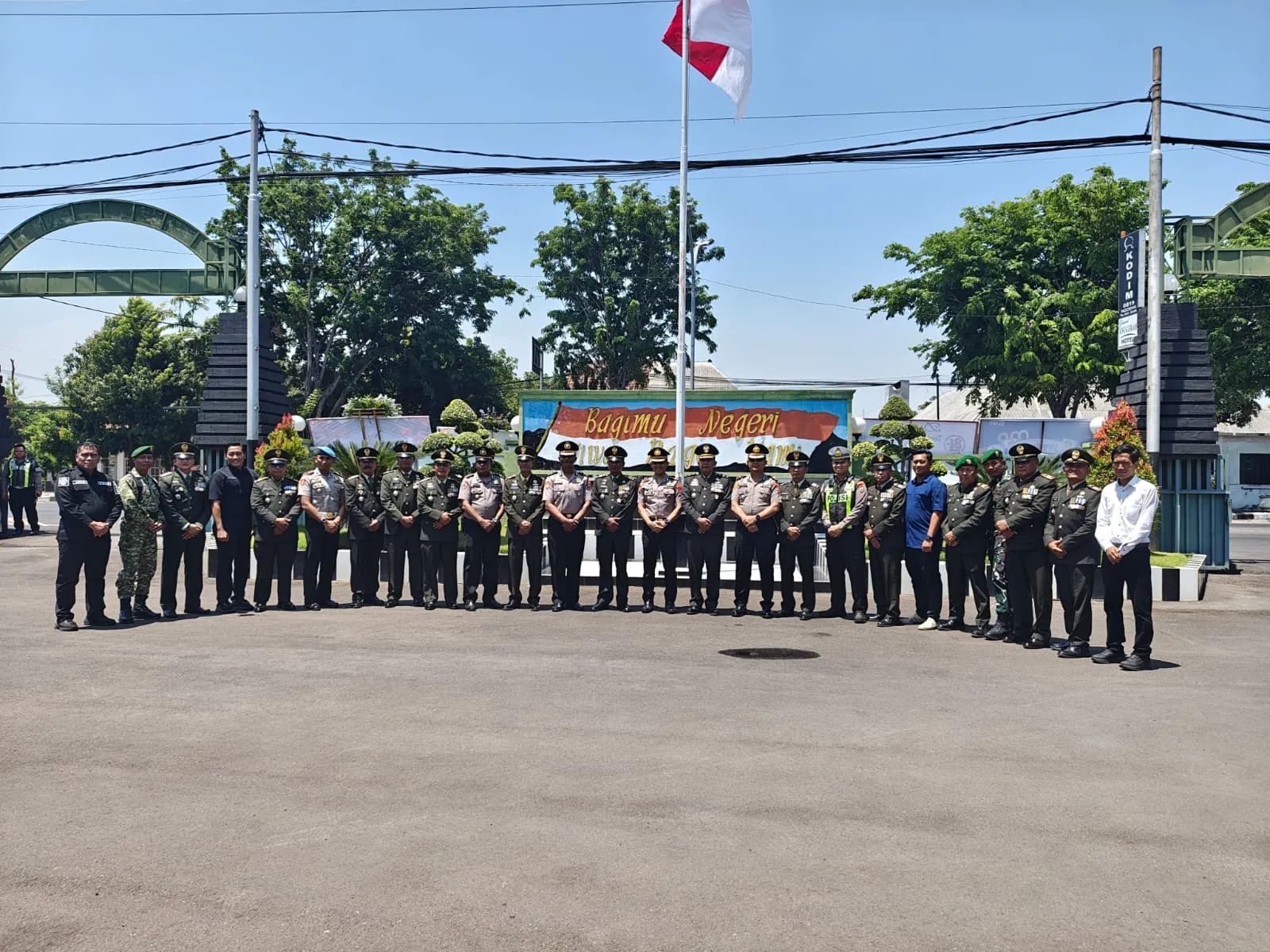 Jaga Sinergitas dan Kolaborasi, Kapolres Pasuruan Kunjungi Makodim 0819 di HUT ke-81 TNI