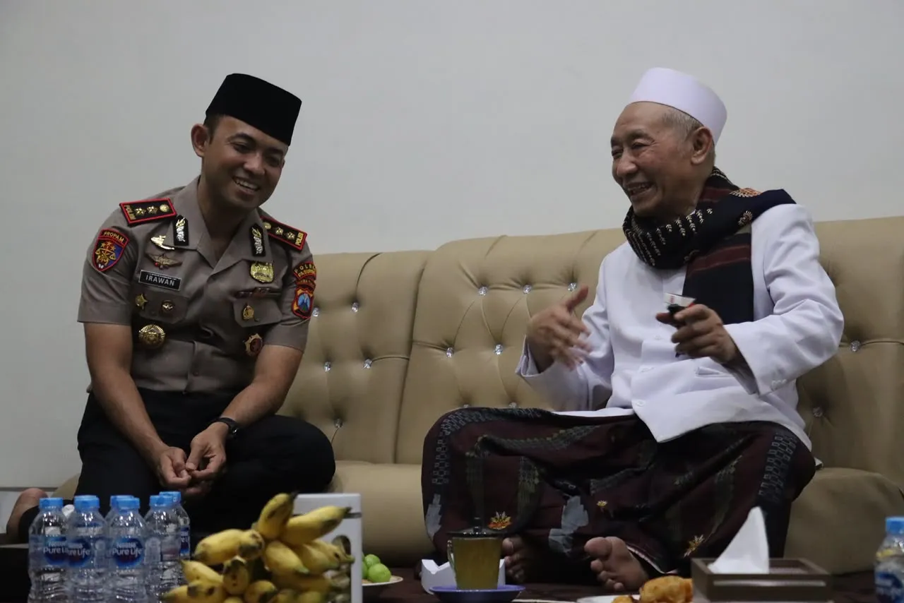 Kapolres Pasuruan Hadiri Pengajian Senenan di Ponpes Ngalah, Ajak Masyarakat Jaga Kamtibmas