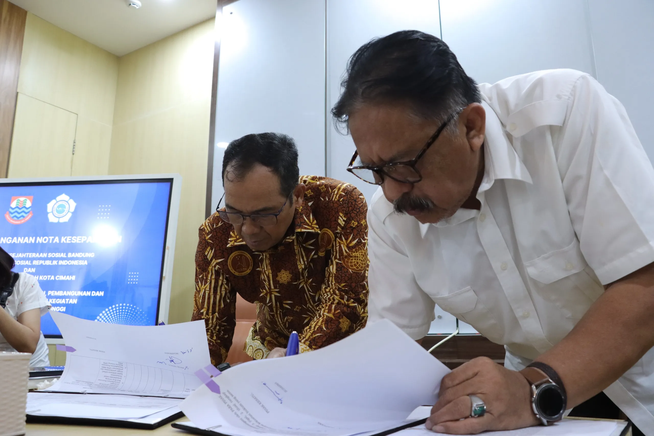 Atasi Masalah Sosial, Pemkot Cimahi dan Poltekesos Bandung Siapkan Proyek “Kampung Sosial”