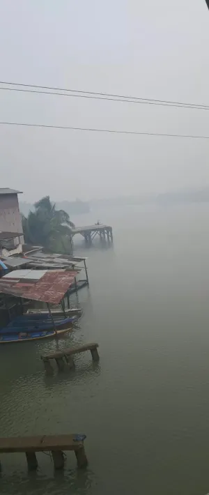 Kabut Asap Masih Menyelimuti Kota Ketapang