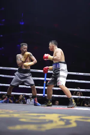 TKO Ronde Kedua! IPDA YOHANES S. YORDAN Rebut Sabuk Emas Kapolda Kalbar DI Ajang Tinju Internasional “Back To Champion
