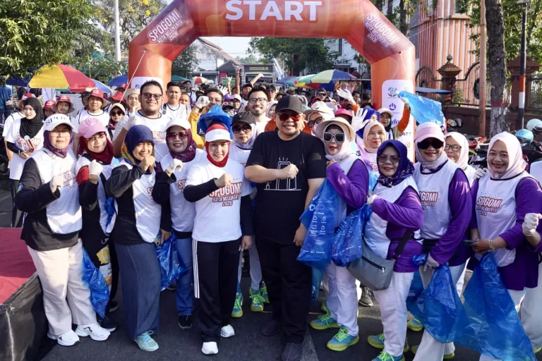 Bukan Sekadar Pungut Sampah, Ning Ita Dorong Kolaborasi Lingkungan Lewat Spogomi