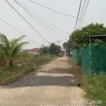 Warga Komplek.Bhayangkara Permai RT.05/RW.06 Bersyukur Jalan Komplek nya.Diaspal