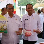 Dinas Pertanian Gresik Gelar Gerakan Pangan Murah di GOR WEP, Warga Berburu Sembako Murah