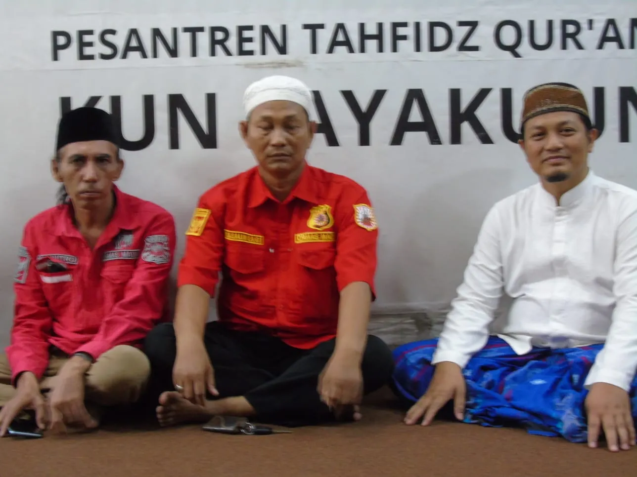 Madas Sedarah DPC Gresik Tebar Berkah, Santuni Santri Ponpes Kun Fayakun & Warga Sekitar