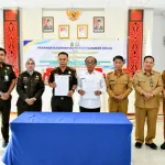 Pemkab Samosir Melalui Disdikpora Teken MoU Dengan Kejari Samosir Tentang Penyelenggaraan Pendidikan