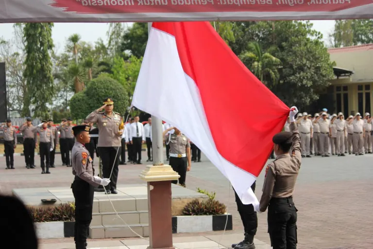 Gelar Upacara Sumpah Pemuda, Polres Probolinggo Ajak Generasi Muda Perkuat Persatuan dan Semangat Kebangsaan
