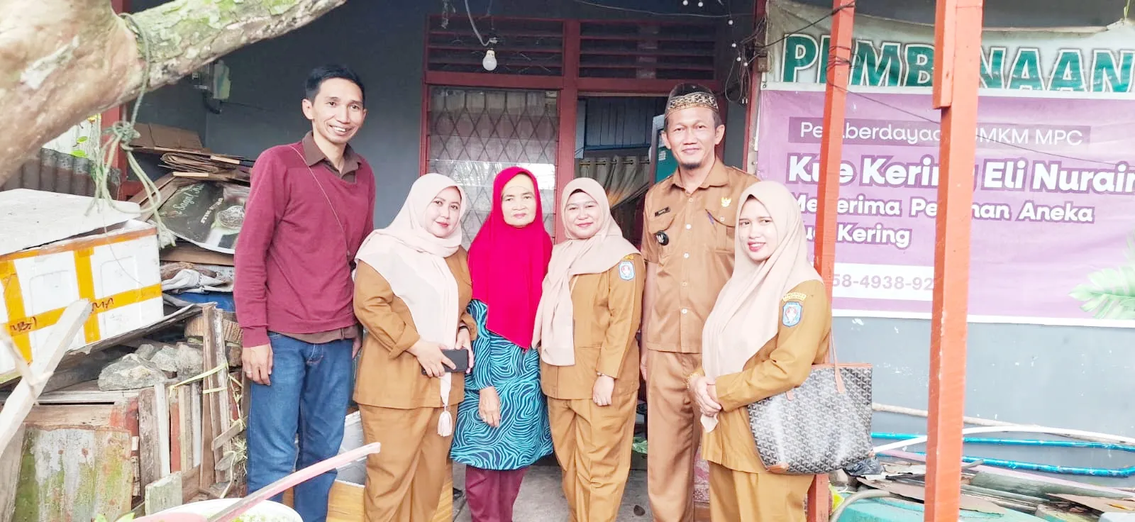Respon Cepat Pemerintah Desa Sungai Raya Dalam ,Terhadap Bantuan  Program Bedah  Rumah